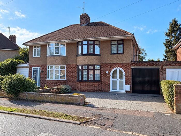 3 Bedroom Semi-Detached House To Rent In Grassmere Avenue, Northampton, NN3