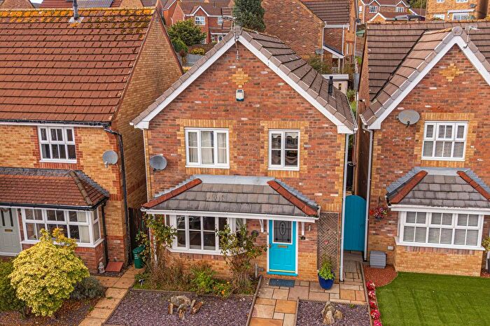 3 Bedroom Detached House For Sale In Birchwood Drive, Tonyrefail, CF39