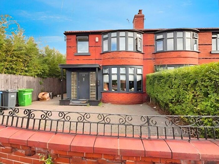 5 Bedroom House To Rent In Finchley Road, Manchester, M14