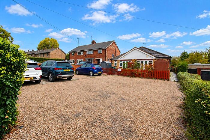 1 Bedroom Terraced Bungalow For Sale In The Magpies, Potter Street, Harlow, CM17