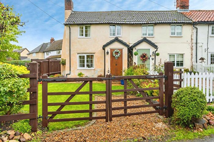 2 Bedroom End Of Terrace House For Sale In Dag Lane, Riseley, Bedford, MK44