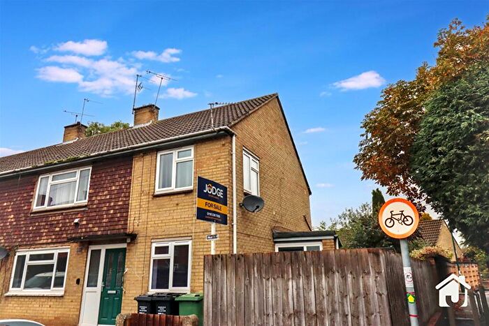 2 Bedroom Flat For Sale In Bradgate Road, Anstey, Leicestershire, LE7