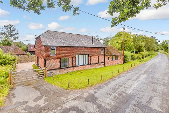 5 Bedroom Property For Sale In Plumtree Road, Headcorn, Ashford, Kent, TN27