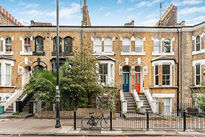 2 Bedroom Terraced House For Sale In Old Ford Road, London, E3