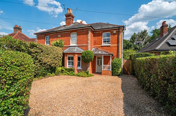 3 Bedroom Semi-Detached House For Sale In High Street, Rowledge, Farnham, Surrey, GU10