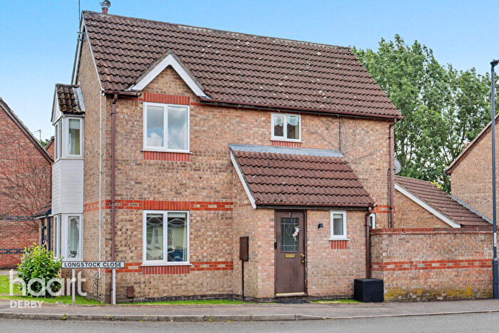 3 Bedroom Semi-Detached House For Sale In Longstock Close, Oakwood, DE21