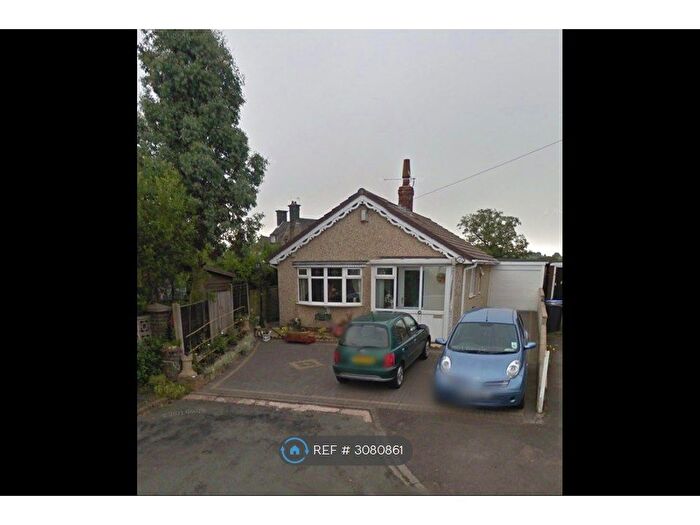 2 Bedroom Bungalow To Rent In Dales Close, Biddulph, ST8
