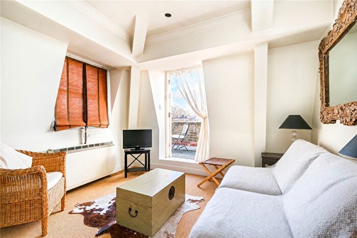 1 Bedroom Flat For Sale In Cranley Place, South Kensington, SW7