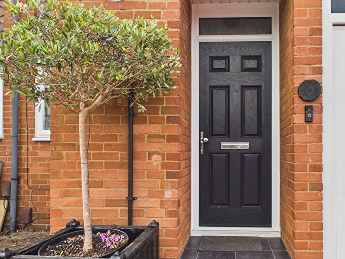 3 Bedroom Terraced House For Sale In Nelson Road, Windsor, Berkshire, SL4
