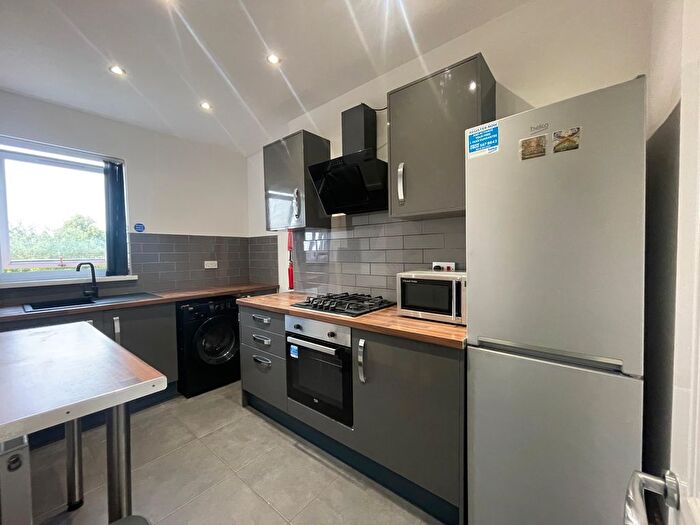 2 Bedroom Flat To Rent In Severn Street, Leicester, LE2
