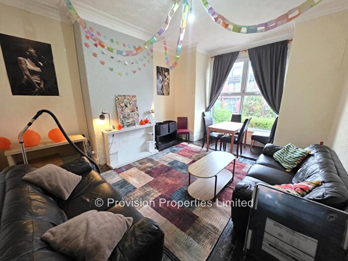 7 Bedroom Terraced House To Rent In Brudenell Avenue, Hyde Park, Leeds, LS6
