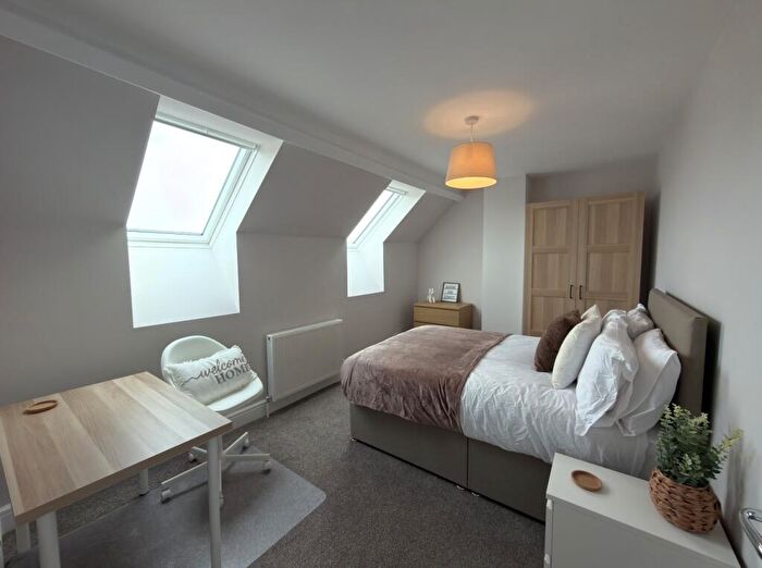4 Bedroom Terraced House To Rent In Flat, Pinhoe Road, Exeter, Devon, EX4
