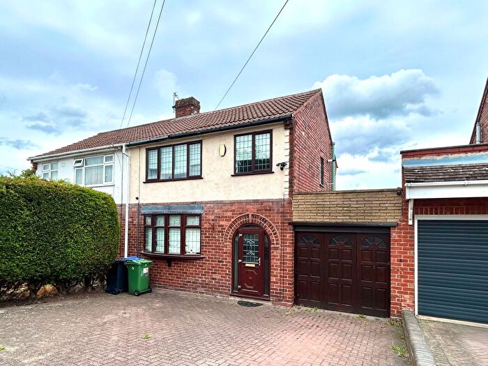 3 Bedroom Semi-Detached House For Sale In Paul Street, Hurst Hill, Coseley, WV14