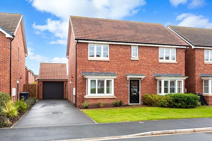 5 Bedroom Detached House For Sale In Gatekeeper Drive, Sherburn In Elmet, Leeds, LS25