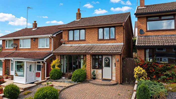 3 Bedroom Detached House For Sale In Maple Close, Billinge, Wigan, WN5