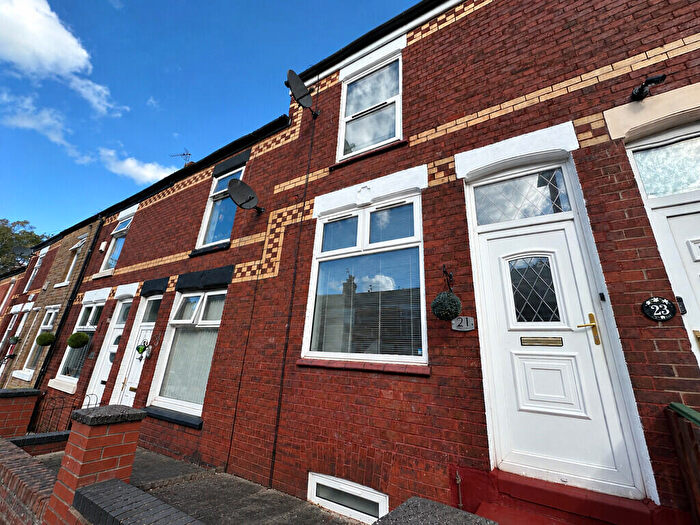 3 Bedroom Terraced House To Rent In Glebe Street, Offerton, SK1