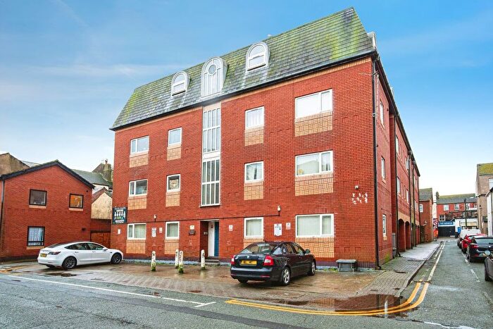 1 Bedroom Flat For Sale In Singleton Street, Blackpool, FY1