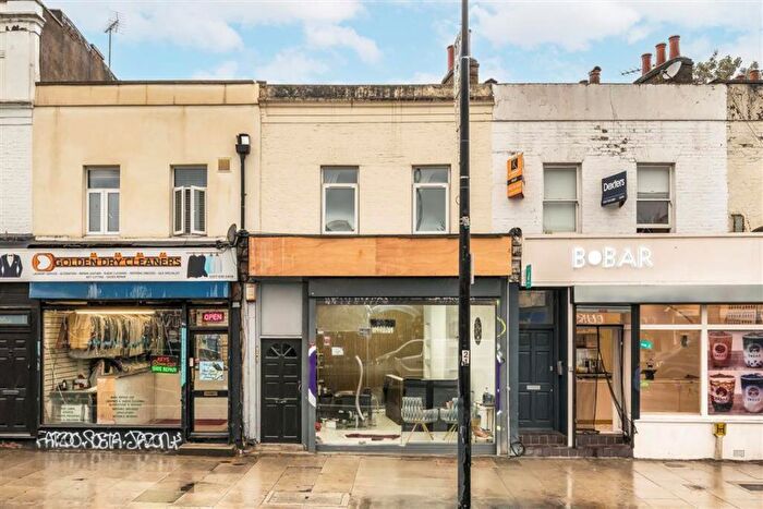 2 Bedroom Flat For Sale In New Cross Road, New Cross, SE14