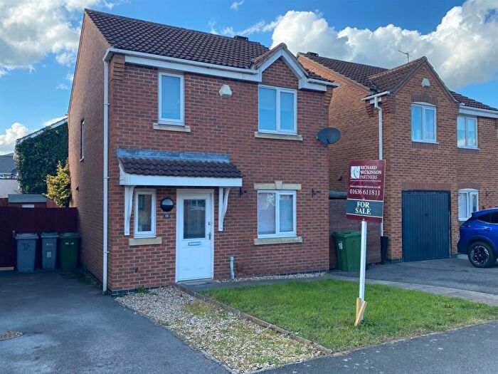 3 Bedroom Detached House For Sale In Broughton Drive, Newark, NG24