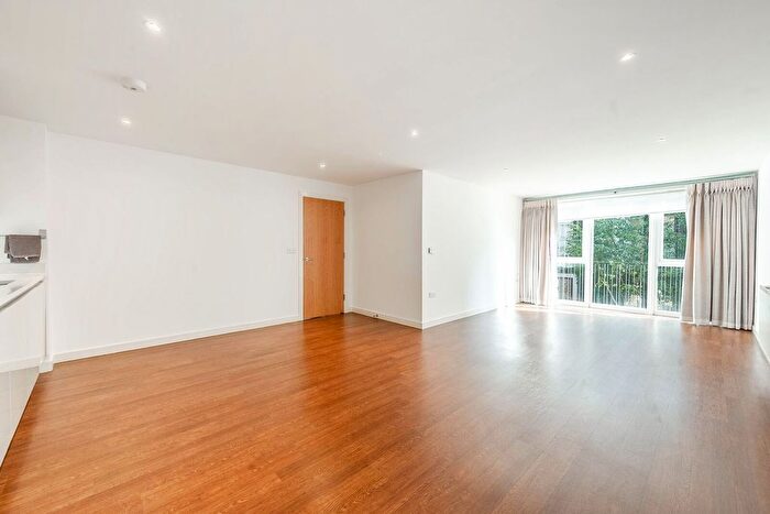 3 Bedroom Flat For Sale In Clement Court, Stanmore, HA7