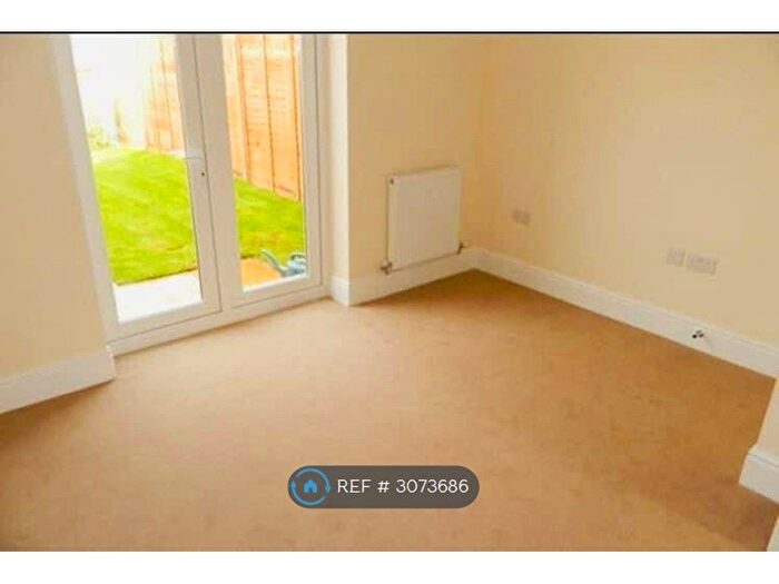 2 Bedroom Terraced House To Rent In Citrine Close, Bridgwater, TA6