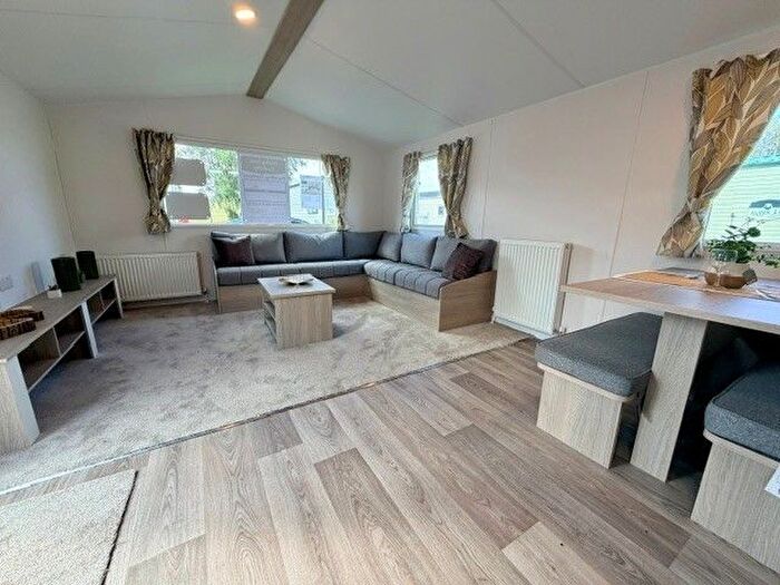 2 Bedroom Mobile/park Home For Sale In Kiln Ln, Gisburn, BB7