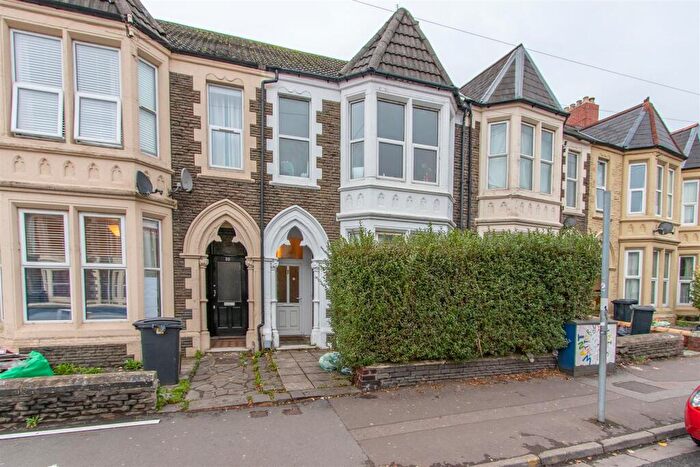 3 Bedroom Private Hall To Rent In Colum Road, Cathays, CF10