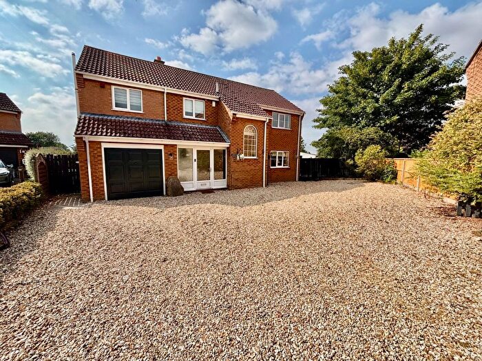 5 Bedroom Detached House For Sale In St. Helens Way, Hemswell, Gainsborough, DN21