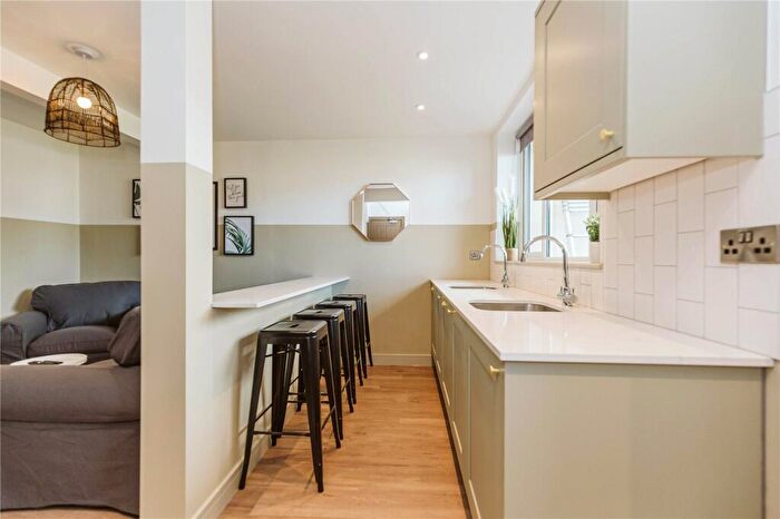 6 Bedroom Semi-Detached House To Rent In Mortimer Road, Filton, Bristol, South Gloucestershire, BS34