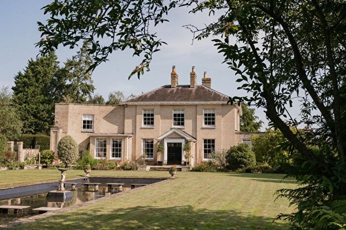 6 Bedroom Detached House For Sale In Sunnyside, Bergh Apton, Norwich, NR15