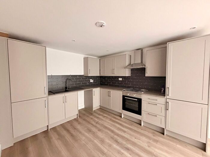 2 Bedroom Flat To Rent In Westgate, Rotherham, South Yorkshire, S60