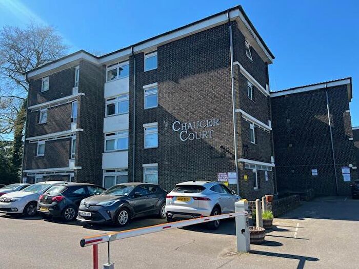 2 Bedroom Apartment To Rent In Chaucer Court, New Dover Road, CT1