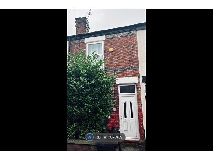 2 Bedroom Terraced House To Rent In Herbert St, Stockport, SK3