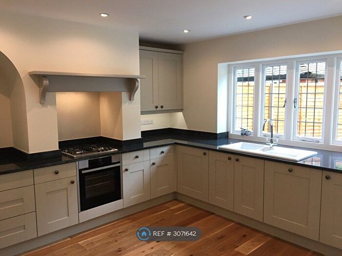 3 Bedroom End Of Terrace House To Rent In Hambleden Rise, Henley-On-Thames, RG9