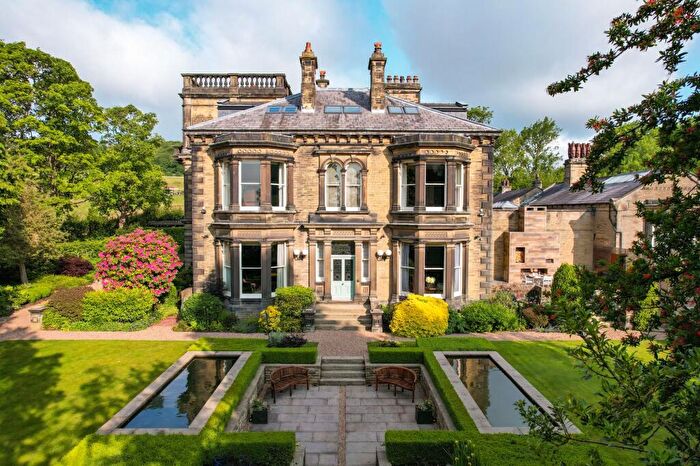 9 Bedroom Character Property For Sale In Holmefield House, Longwood, Huddersfield, HD3