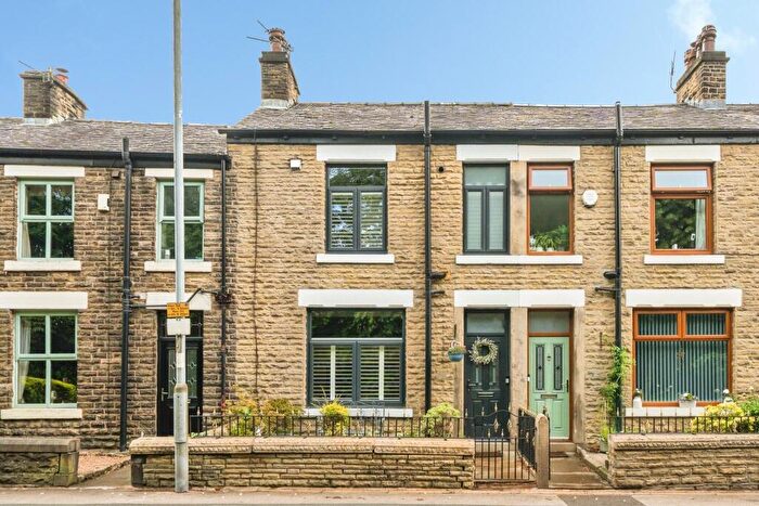 3 Bedroom Terraced House For Sale In Turton Road, Bradshaw, Bolton, BL2