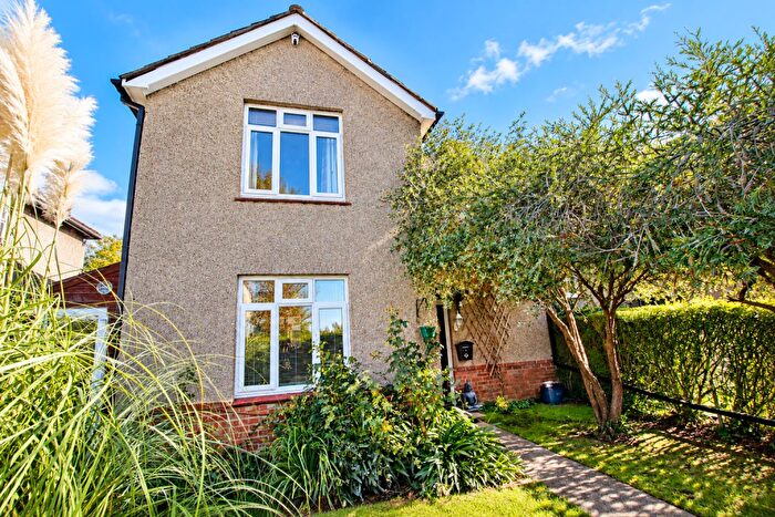 3 Bedroom Semi-Detached House For Sale In Nutbeem Road, Eastleigh, SO50