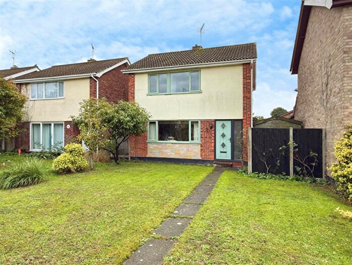 3 Bedroom Detached House For Sale In Osprey Green, Oulton Broad, Lowestoft, Suffolk, NR33
