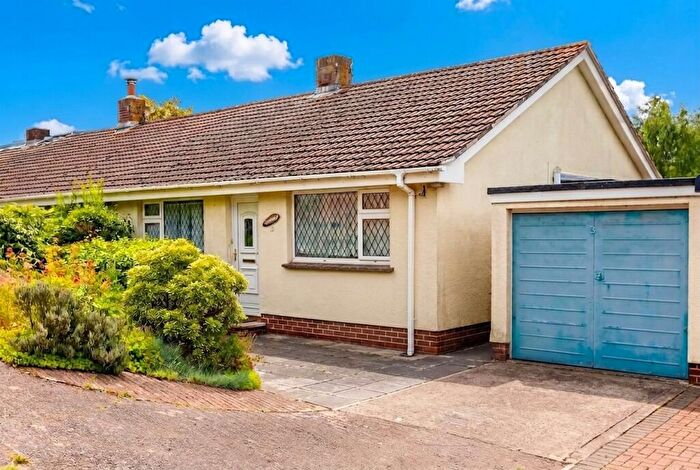 2 Bedroom Semi-Detached Bungalow For Sale In Mill Lane, Bow, EX17