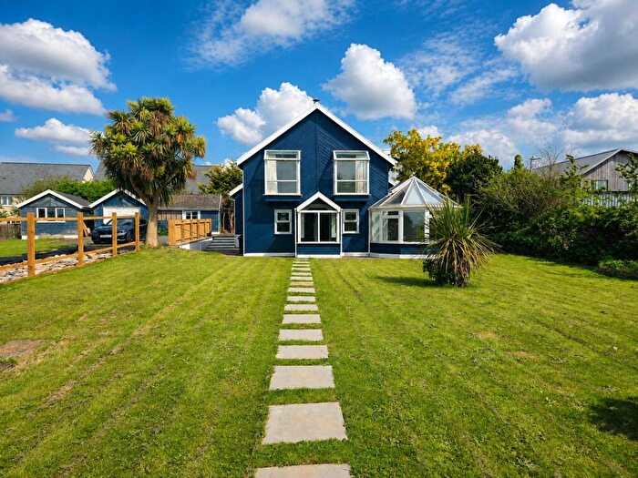 2 Bedroom Bungalow For Sale In Pathfields, Stratton, Bude, Cornwall, EX23