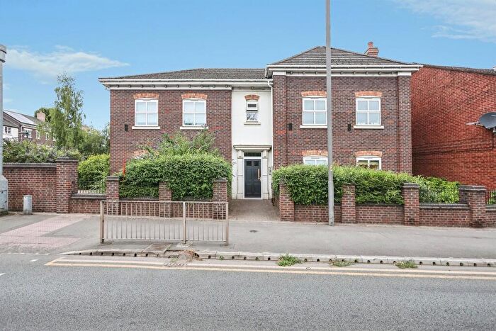 1 Bedroom Apartment For Sale In High Street, Wordsley, Stourbridge, DY8