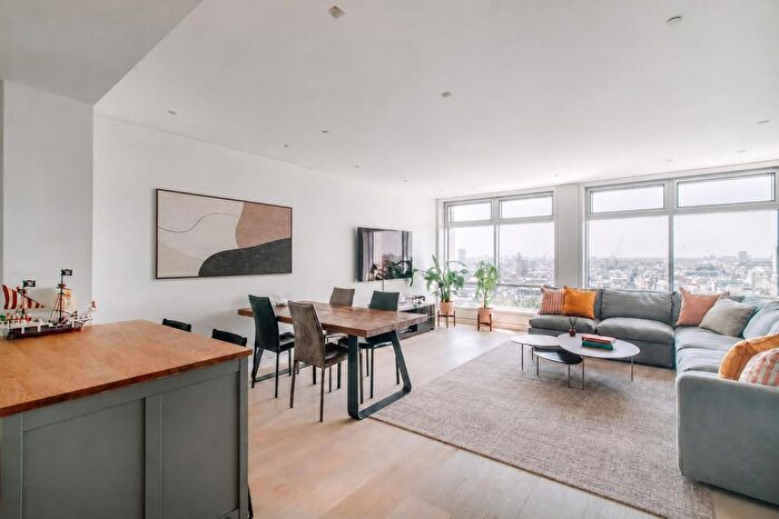 2 Bedroom Flat For Sale In Centre Point Residences, St. Giles, WC1A