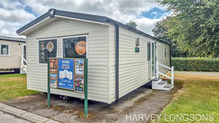 2 Bedroom Mobile/park Home For Sale In Combe Martin, Ilfracombe, EX34