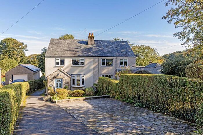 3 Bedroom Semi-Detached House For Sale In Main Road, Taddington, Buxton, SK17