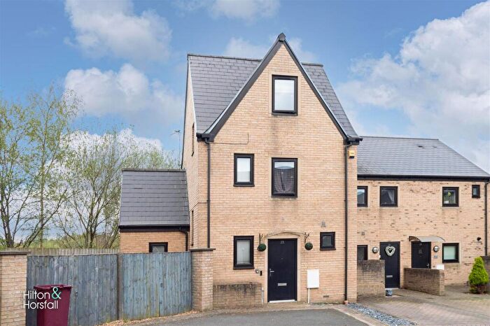 3 Bedroom Semi-Detached House For Sale In Wilding Way, Padiham, BB12