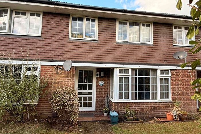 3 Bedroom Terraced House To Rent In Trenchard Close Hersham, Hersham, Walton-on-Thames, Surrey, KT12
