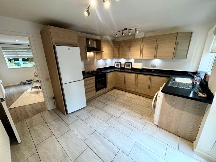 2 Bedroom Semi-Detached House To Rent In Sandpiper Road, Southampton, SO16