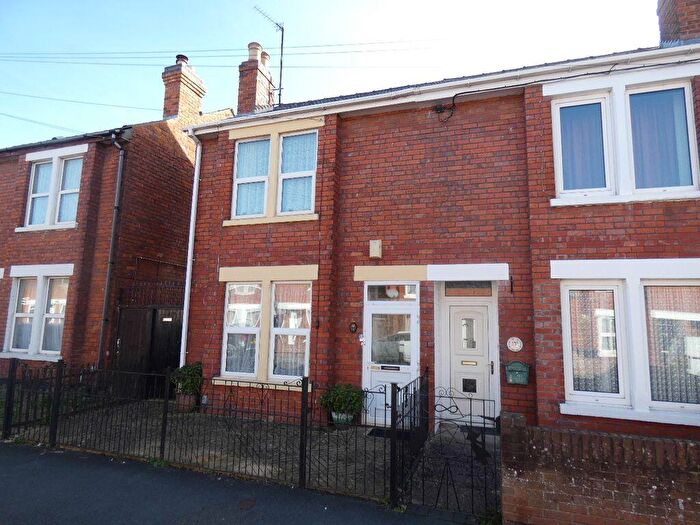 3 Bedroom End Of Terrace House For Sale In Stanley Road, Linden, Gloucester, GL1
