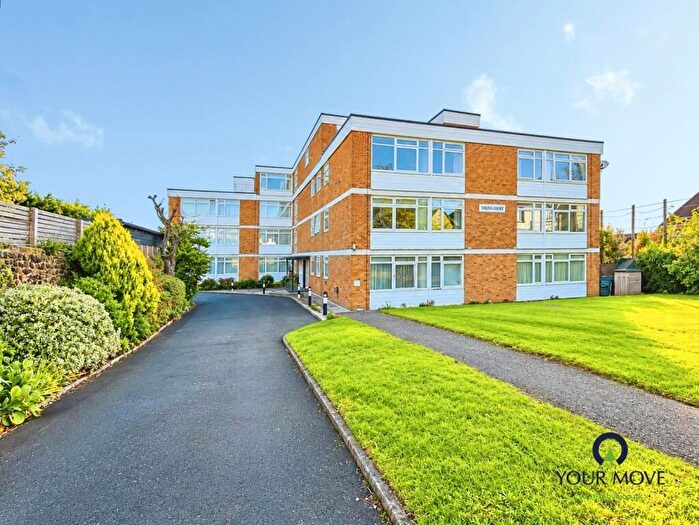 1 Bedroom Flat To Rent In Dumpton Park Drive, Broadstairs, Kent, CT10
