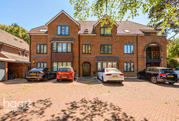 3 Bedroom Block Of Apartments For Sale In Foxley Lane, Purley, CR8